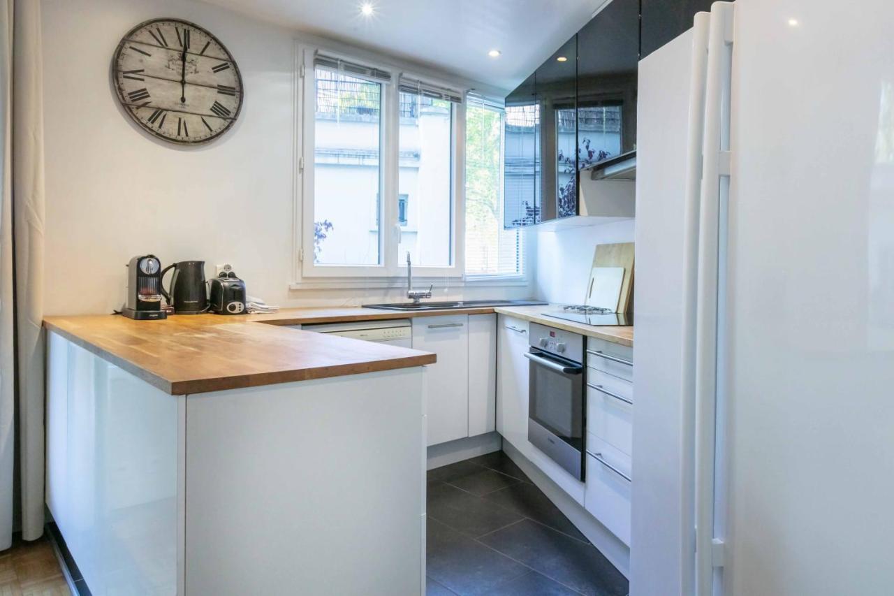 - Spacious 3 Flat For Families - 3 Minutes From Metro Station Aparthotel *